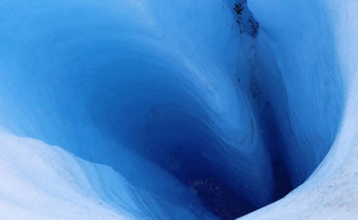 מהמקומות היפים בעולם – הקרחון המתנפץ